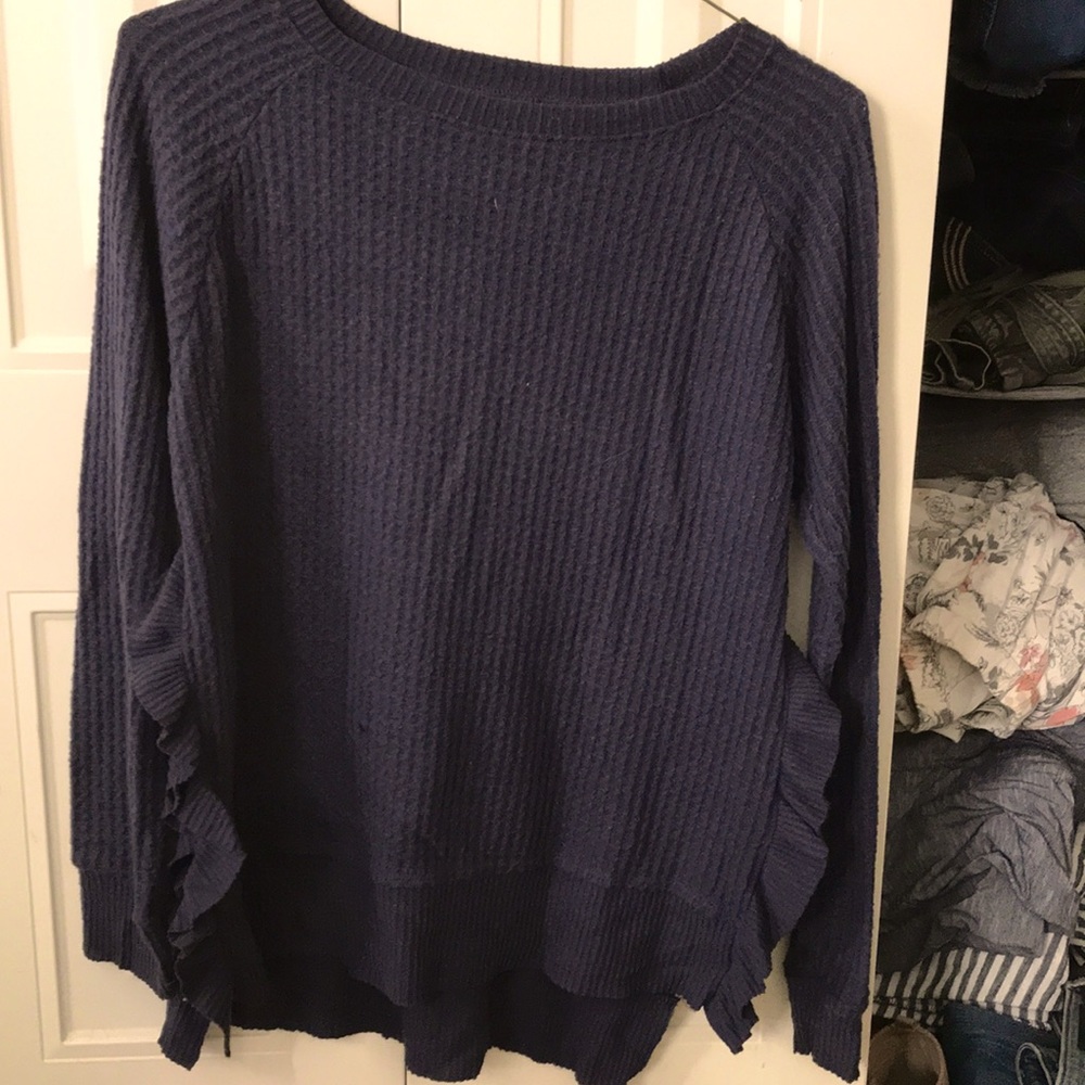 Cute casual little blue top